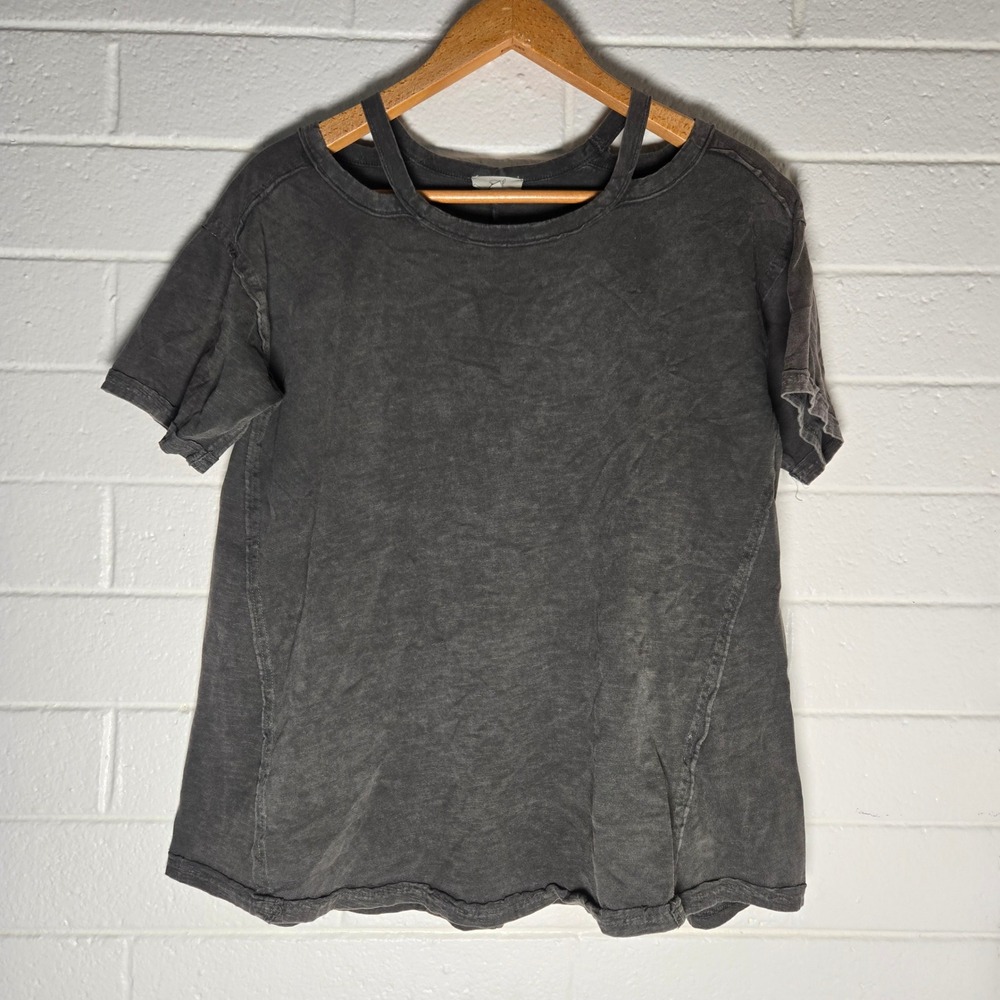 Easel T-Shirt Small Acid Wash Oversized Cut Out Shoulder Lagenlook Goth Emo‎
